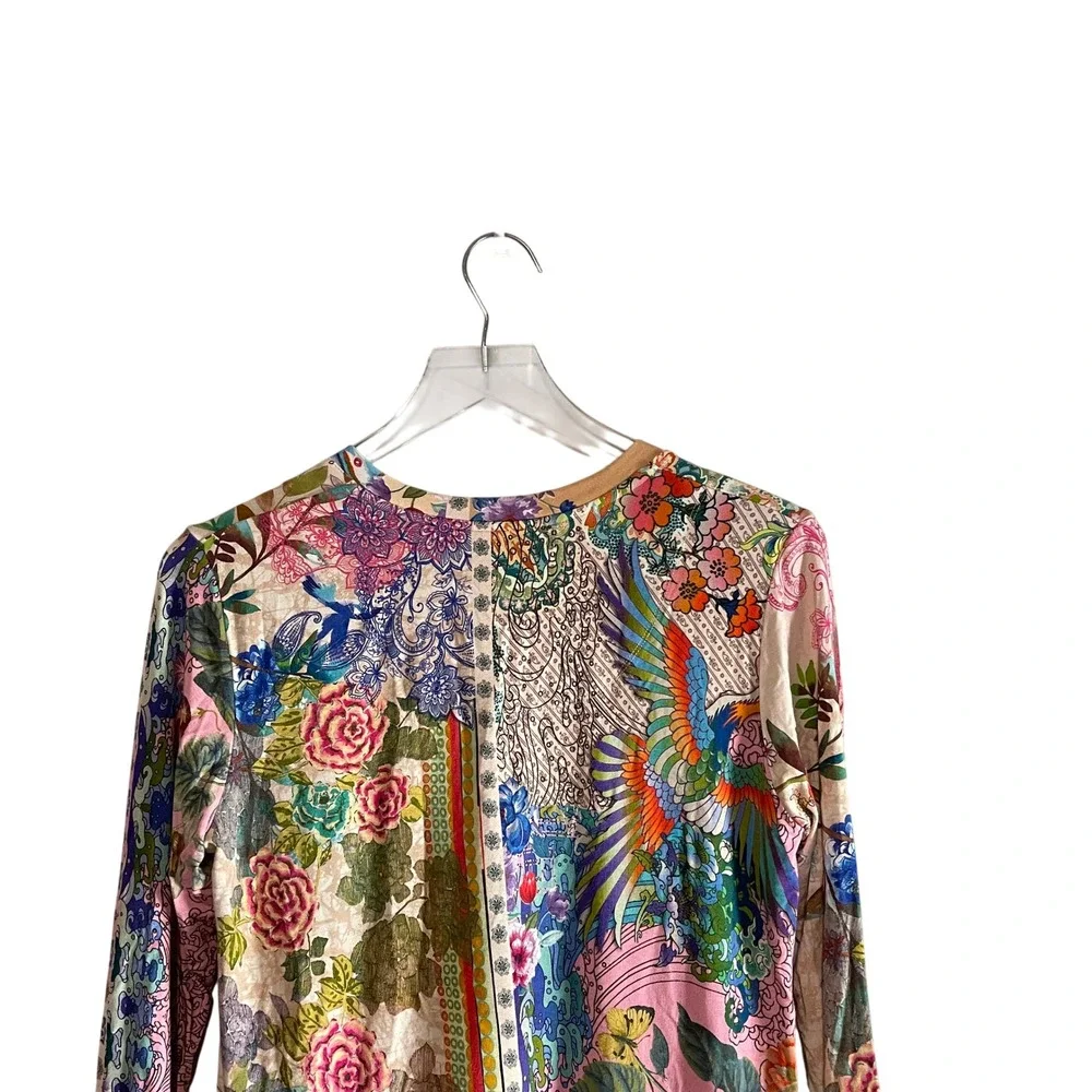 Johnny Was Floral Jersey Bamboo Stretch V Neck Floral Pullover Top Size XS - Picture 8 of 10